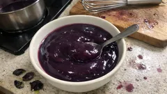 Karadeniz usulü Pepeçura: kokulu siyah üzümle mor renkli serin tatlı