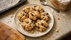 Kopar-diz Perişan Kurabiye tarifi: fındık ve kuru üzümlü, kıyır kıyır