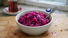 2 saatte servise hazır: kıtır kıtır hızlı mor lahana turşusu tarifi