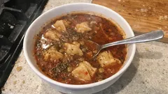 Kayseri usulü Börek Aşı: mantı ve yeşil mercimekle tek tencerede doyurucu çorba