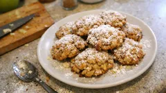 Kaşıkla yapılan elmalı kek kurabiye: hamur yoğurmadan yumuşacık bir çay saati tarifi